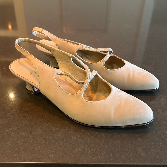 Salvatore Ferragamo Vintage Kitten Heel Almond Toe Strappy Leather Shoes - Picture 3 of 10